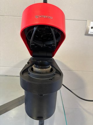Cafetera Nespresso Vertuo Roja