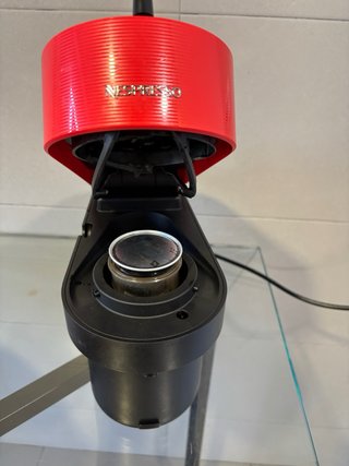 Cafetera Nespresso Vertuo Roja