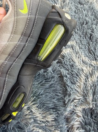 Nike Air Max 95 Gris y Amarillo