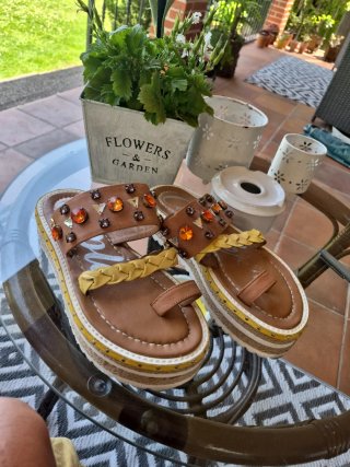Sandalias Cuña Cuple Marrón y Amarillo t37