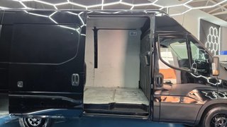 Iveco Daily 2.3 TD 35C 16S V Blue Power 3520L/H3