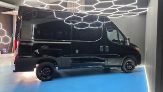 Iveco Daily 2.3 TD 35C 16S V Blue Power 3520L/H3