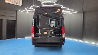 Iveco Daily 2.3 TD 35C 16S V Blue Power 3520L/H3