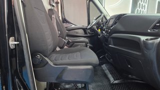 Iveco Daily 2.3 TD 35C 16S V Blue Power 3520L/H3