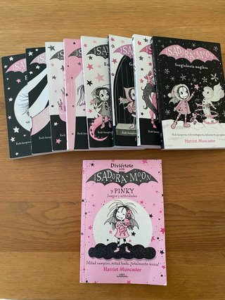 Lote de libros de ISADORA MOON