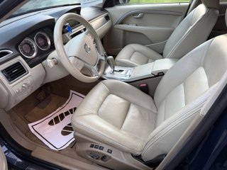 Volvo XC70 2012