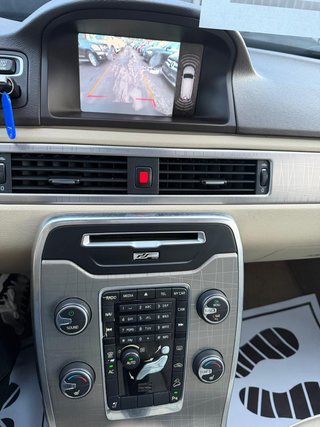 Volvo XC70 2012