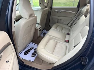 Volvo XC70 2012