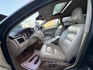 Volvo XC70 2012