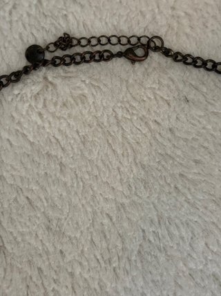 Collar estilo boho con detalles azules