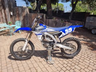 Yamaha YZ-250-F motocross