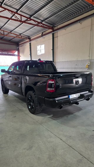 Dodge RAM HEMI 2022