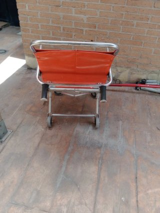 Silla de ruedas portátil
