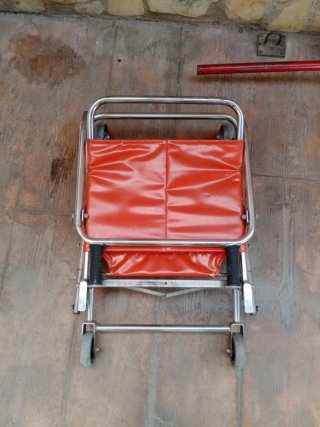 Silla de ruedas portátil