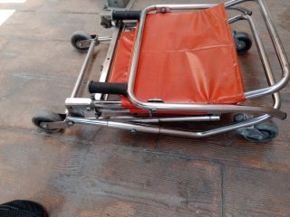 Silla de ruedas portátil