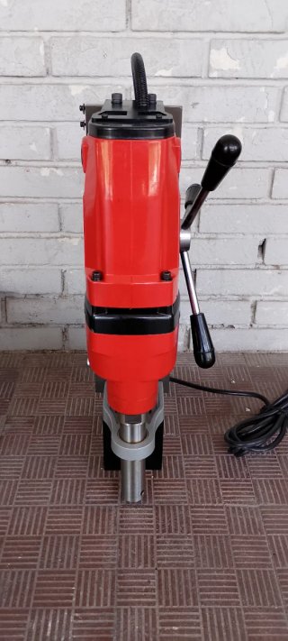 Taladro magnético AGP nuevo