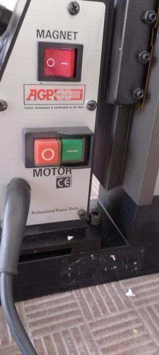 Taladro magnético AGP nuevo
