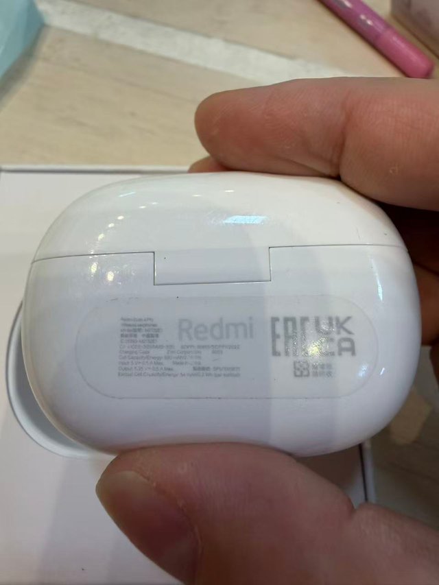 Xiaomi Redmi Buds 4 Pro Blancos,funciona derecha