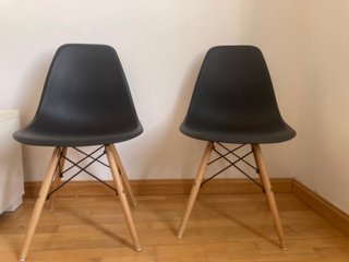 Pareja Sillas DSW Plástico Negro