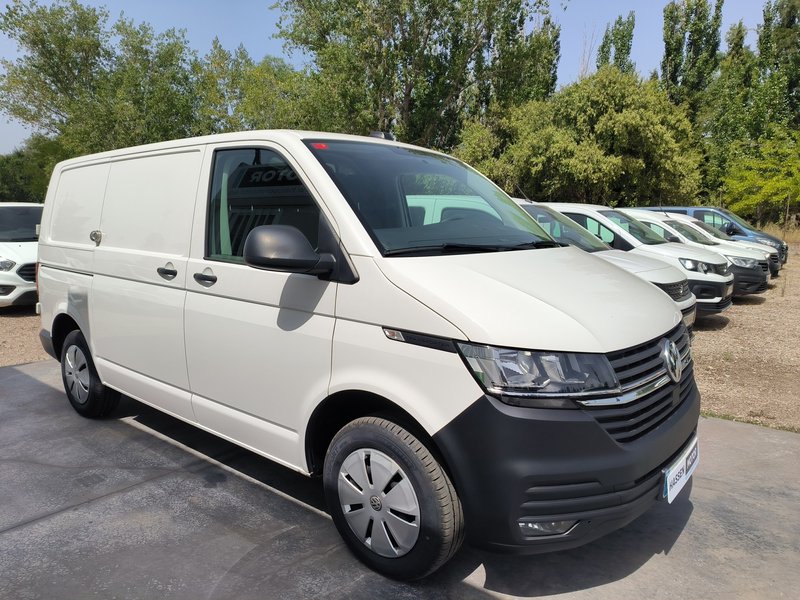 Volkswagen Transporter 2022, foto 2