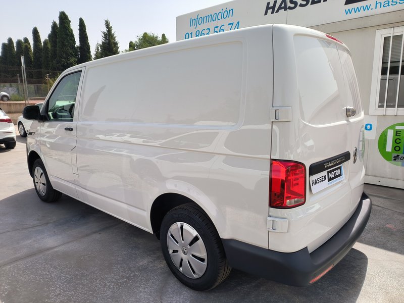 Volkswagen Transporter 2022, foto 3