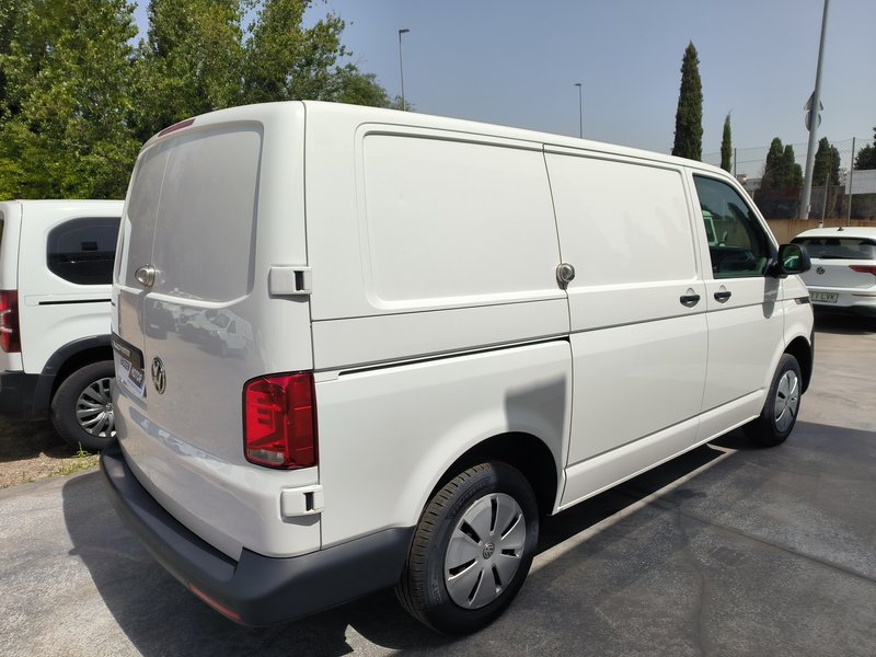 Volkswagen Transporter 2022, foto 4