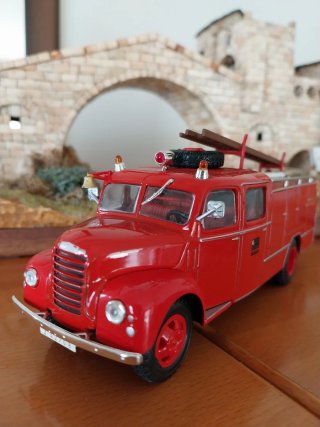 Camión Bomberos Ebro 1/43