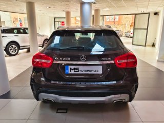 Mercedes-Benz GLA 2016