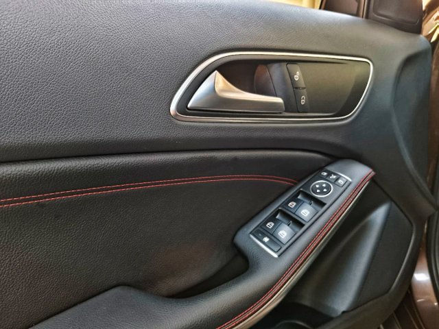 Mercedes-Benz GLA 2016
