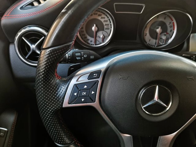 Mercedes-Benz GLA 2016