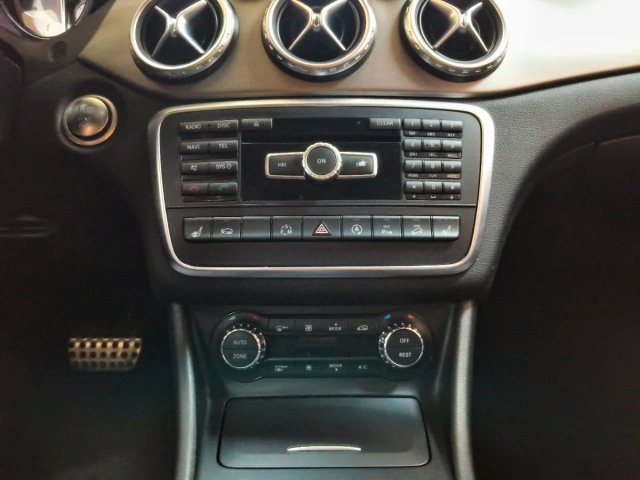 Mercedes-Benz GLA 2016