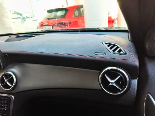 Mercedes-Benz GLA 2016