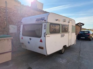 Caravana ligera, menos de 750kg