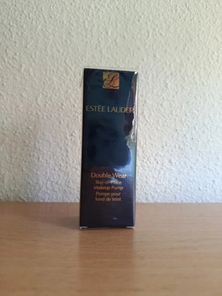 Dosificador Estee Lauder
