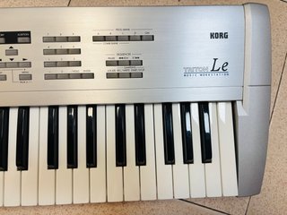 Korg Triton Le como nuevo IMPRESIONANTE