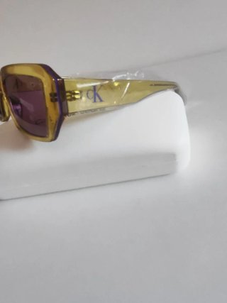 Gafas de sol Calvin Klein amarillas