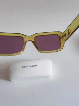Gafas de sol Calvin Klein amarillas