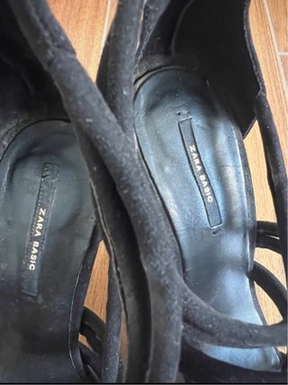 Sandali neri tacco alto Zara