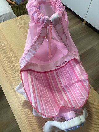 Cuna Nenuco rosa con dosel