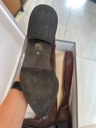 Botas de piel marrones altas