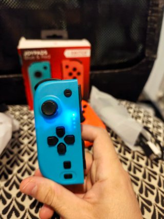 Joypads Switch Blu e Rosso Konix con funzione TURBO