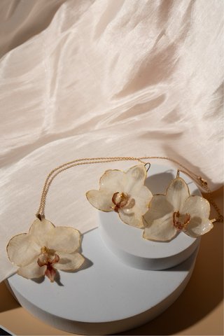 Orecchini e collana orchidea naturale resina