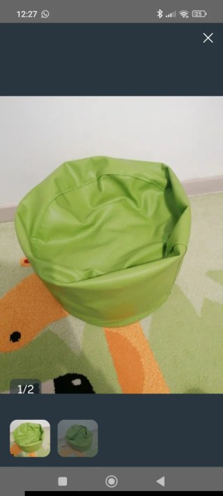 Puff verde in pelle sintetica