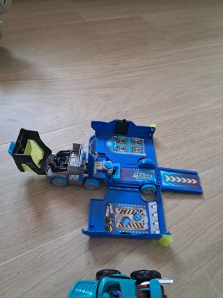 Pista y Coches T-RACERS