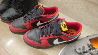 Pack Zapatillas de varias marcas.Talla 42 y 42.5