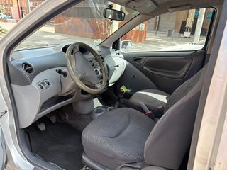 Toyota Yaris 2000