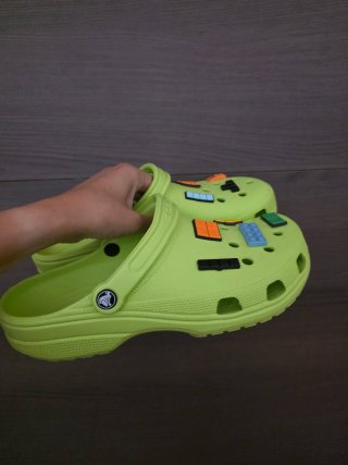 Crocs Verdes Talla 44 (28cm) Nuevos