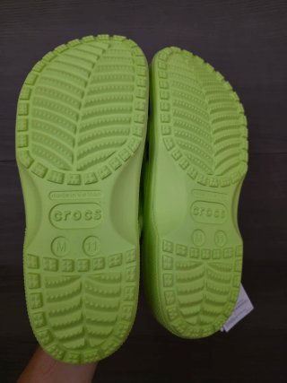 Crocs Verdes Talla 44 (28cm) Nuevos