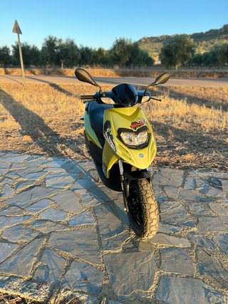 Piaggio Typhoon 49cc Verde Scooter