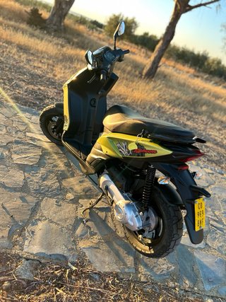 Piaggio Typhoon 49cc Verde Scooter